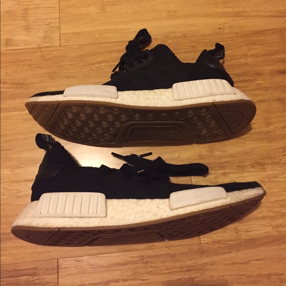 black adidas gum bottom